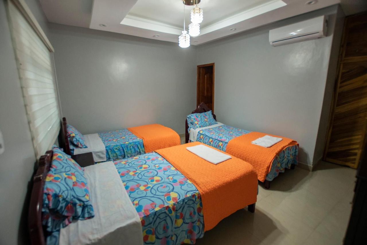 Hostal San Francisco San Cristóbal Kültér fotó